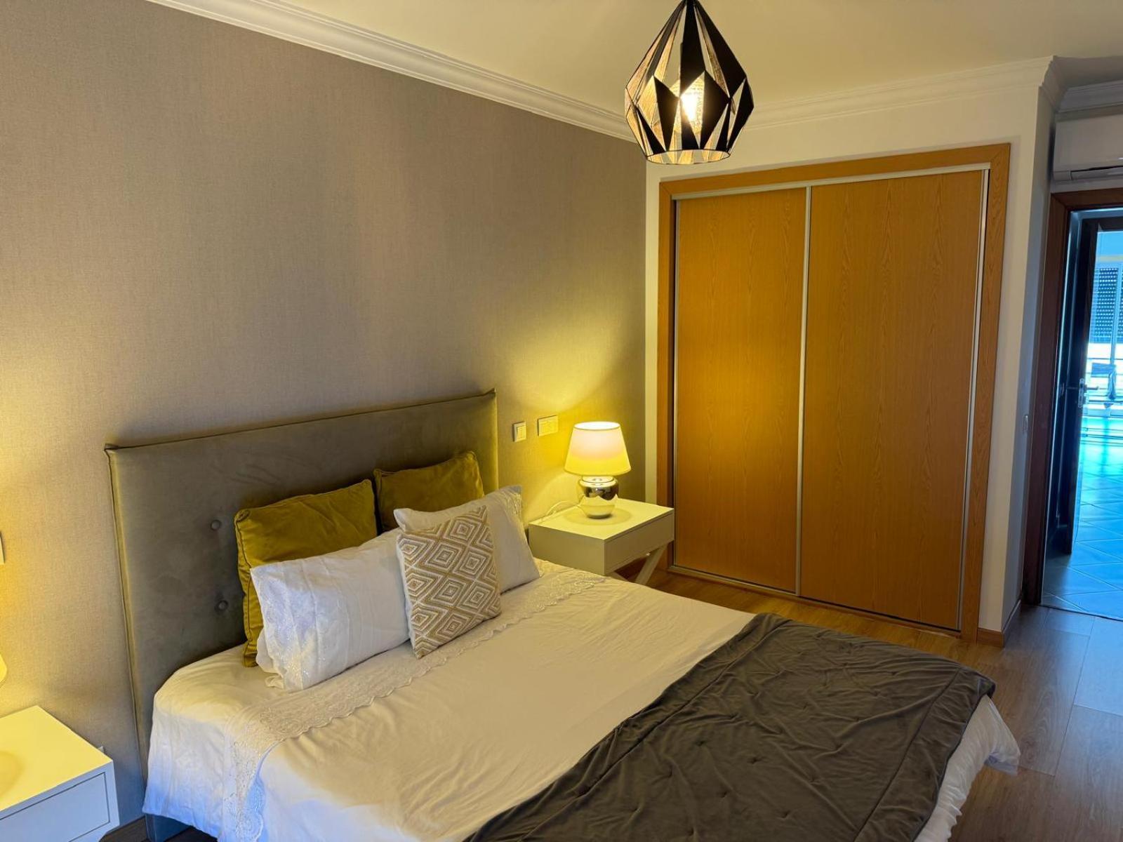 Modern 2 Bed Apartment 5Km Carvoeiro Lagoa  Dış mekan fotoğraf