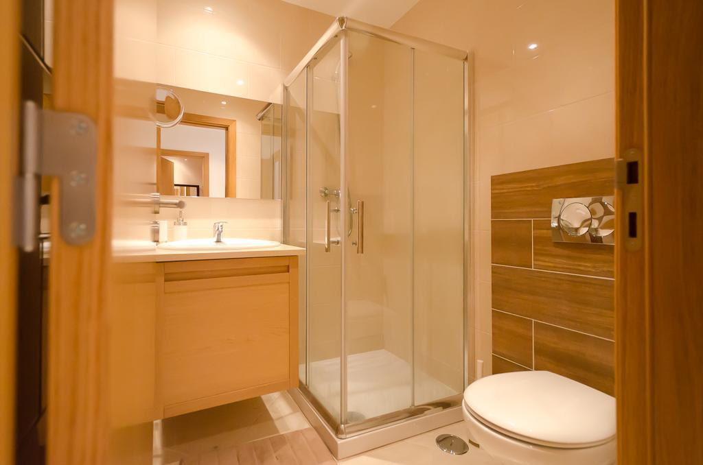 Modern 2 Bed Apartment 5Km Carvoeiro Lagoa  Dış mekan fotoğraf