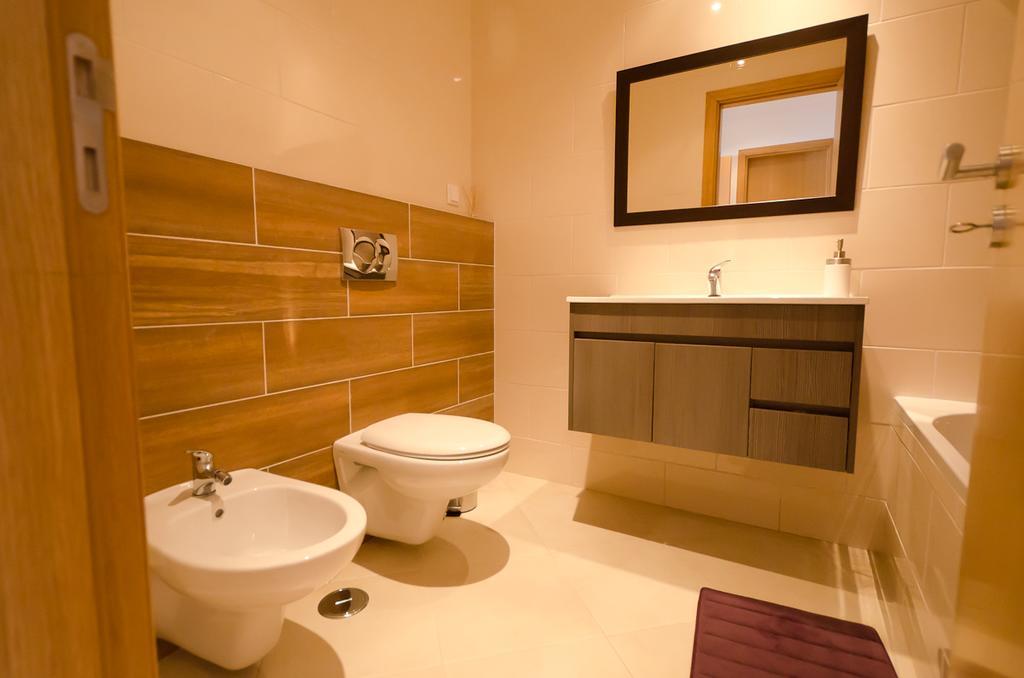 Modern 2 Bed Apartment 5Km Carvoeiro Lagoa  Dış mekan fotoğraf