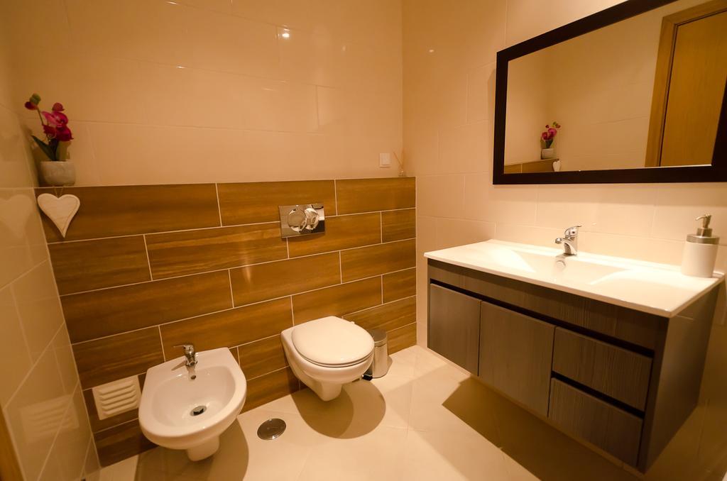 Modern 2 Bed Apartment 5Km Carvoeiro Lagoa  Dış mekan fotoğraf